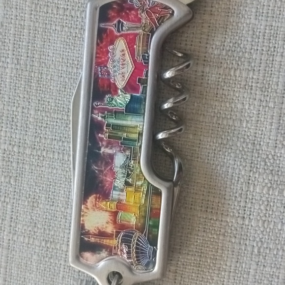 4/$15  Welcome to Fabulous Las Vegas Nevada Sign Souvenir Multi Tool KeyRing - Picture 7 of 8